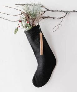 Faire - Celina Mancurti, LLC