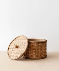 47th & Main New Round Rattan Storage Box