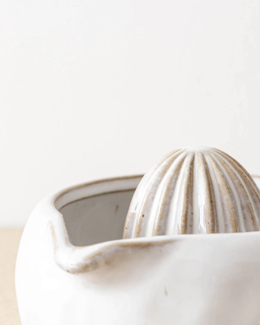 47th & Main Dimpled Ceramic Citrus Juicer 4 47th & Main Dimpled Ceramic Citrus Juicer