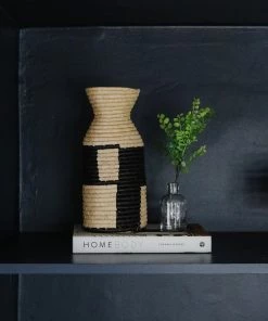 Lone Fox Black Linework Vase