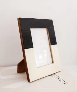 Lone Fox New Jux Resin Photo Frame