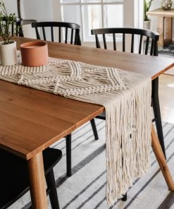 Lone Fox Hand Woven Macrame Table Runner New