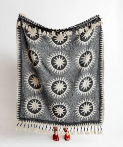 Peking Handicraft Soleil Woven Tassel Throw
