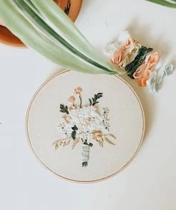 Lone Fox "Floral" Embroidery Kit New
