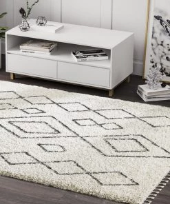 Lone Fox Riley Diamond Shag Rug New